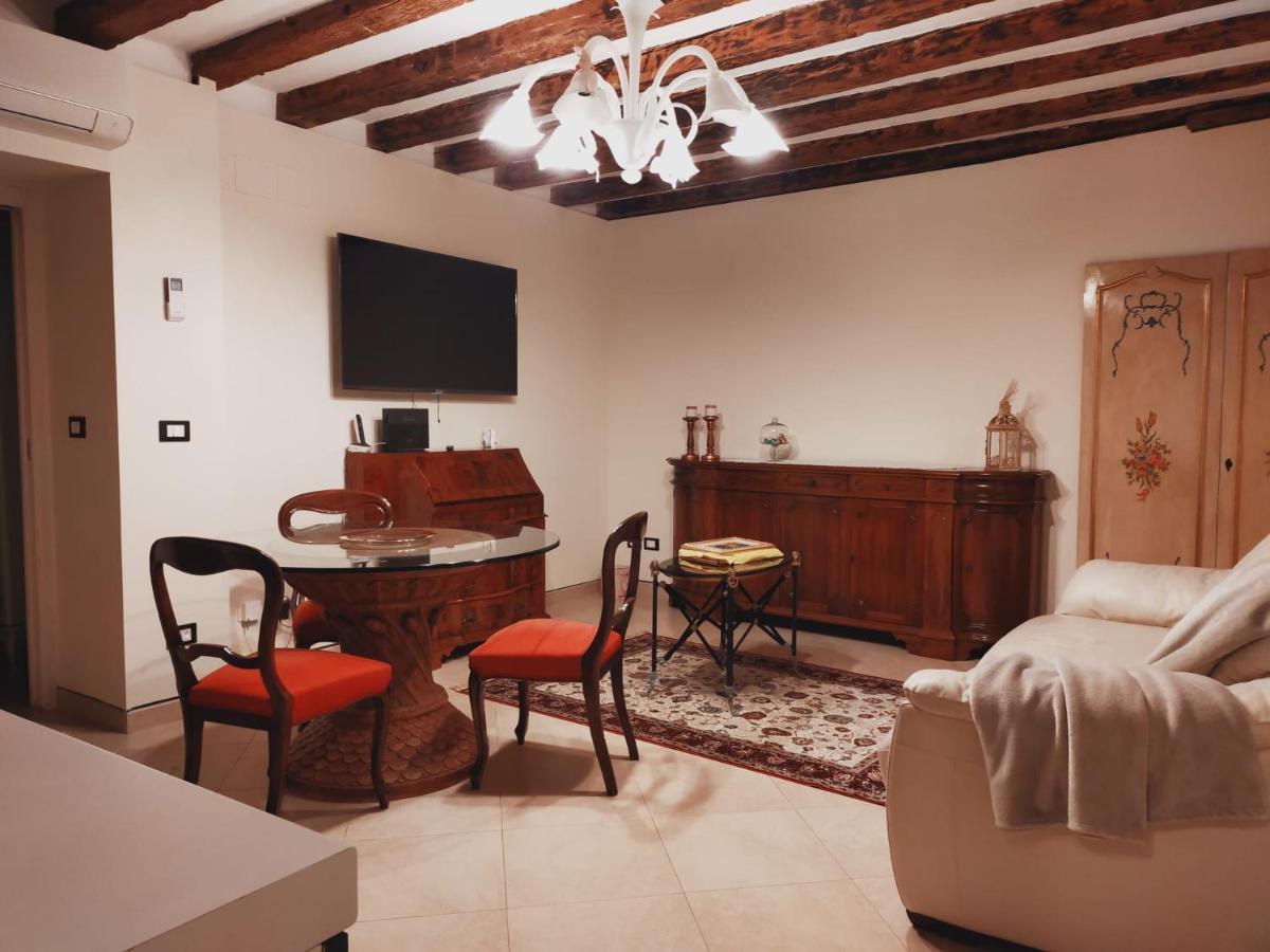 Apartament Le Pizzocchere Wenecja
